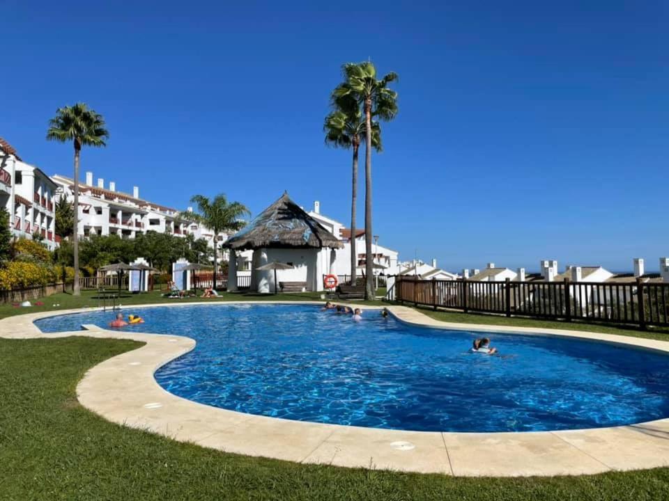 Apartment Alcaidesa Exterior photo