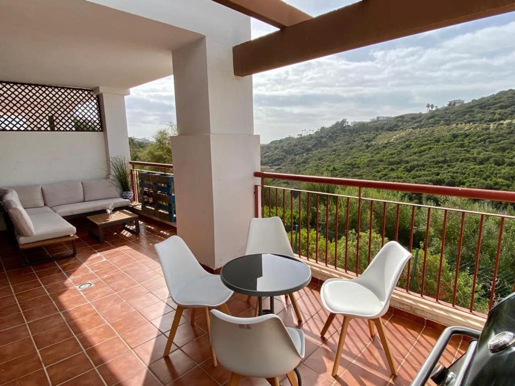 Apartment Alcaidesa Exterior photo